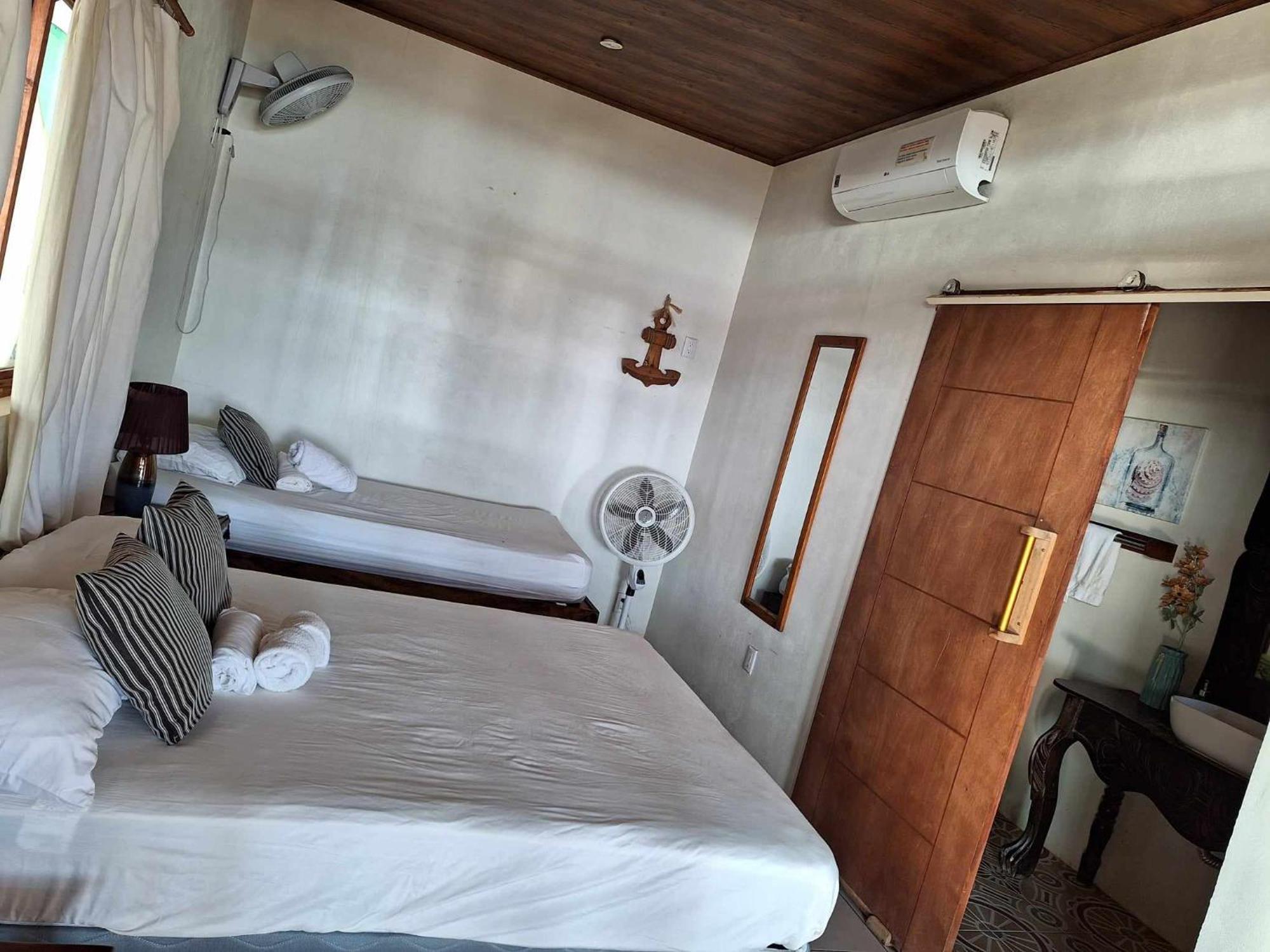 Sirena Surf Lodge Miramar Nicaragua Экстерьер фото